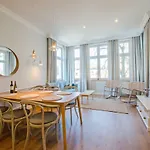 Grand Apartments - Lighthouse 200 Meters From The Beach